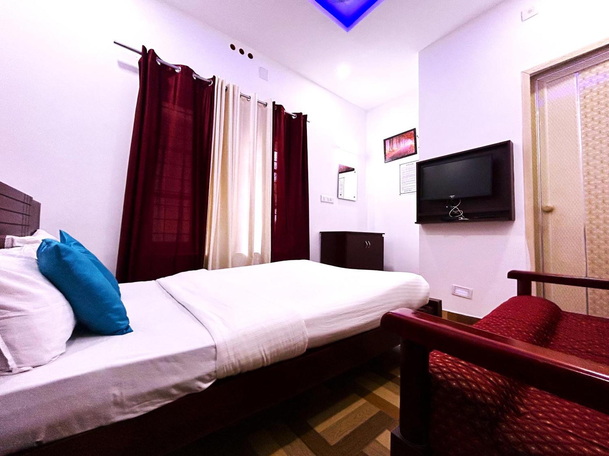 ดีลักซ์ เรซิเดนซี Hotel กัลปัตตา ภายนอก รูปภาพ